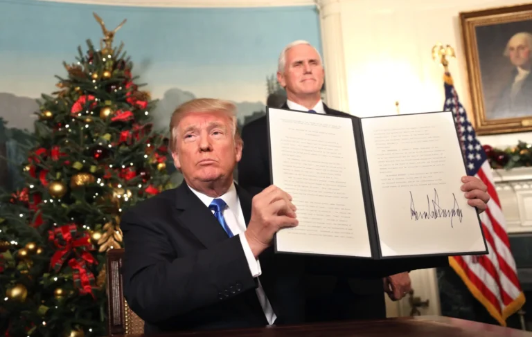 171206-donald-trump-proclamation-se-357p